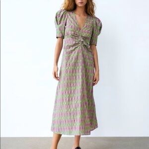NWT Zara Plaid Print V-Neck Dress Balloon Sleeve Green/Pink Dress Size M